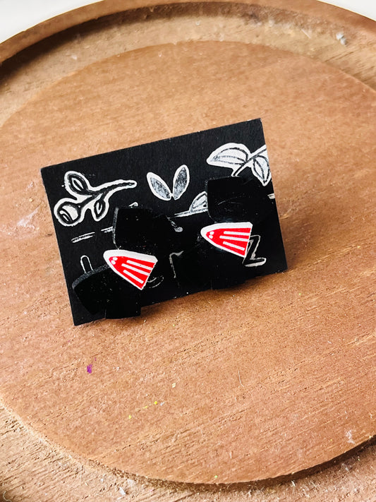 Red Ghost Bow (Stud)